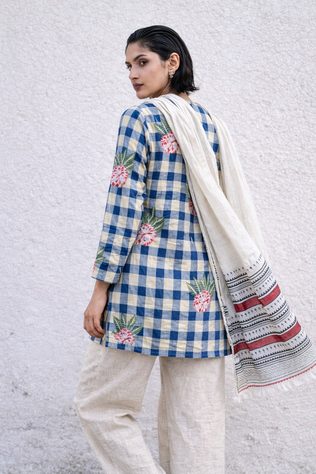 Neel Gulab Kurta