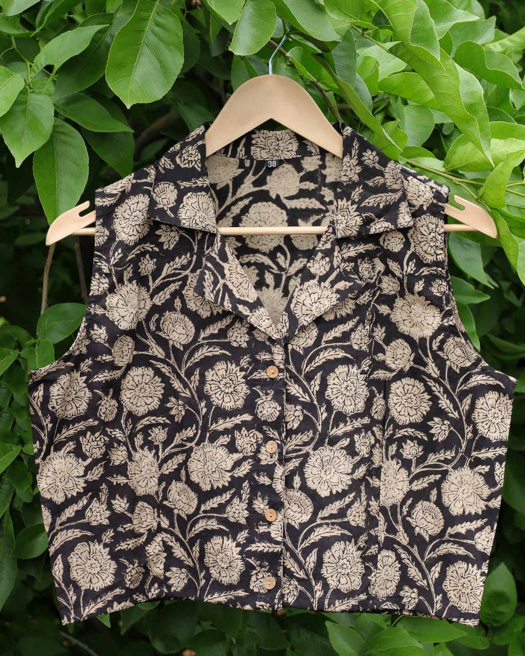 Hand Block Vest Top